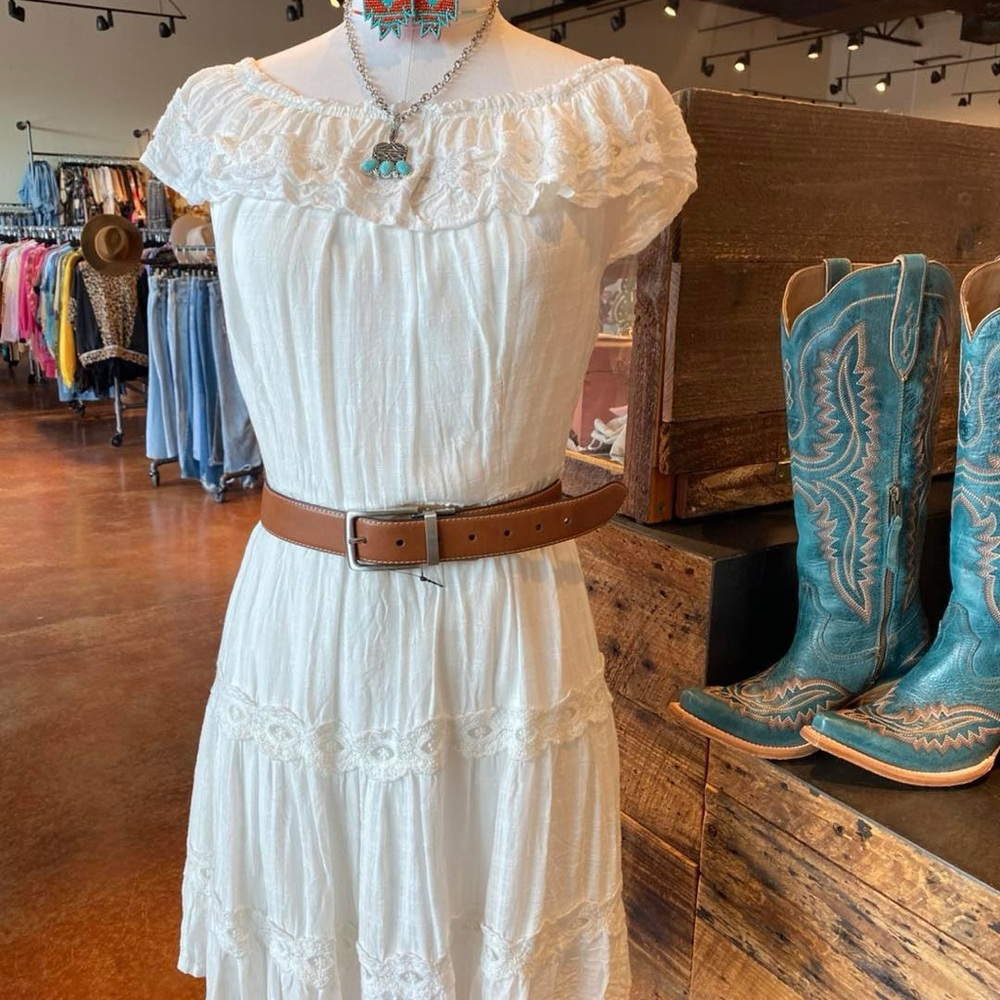 White Off-Shoulder Lace Dress